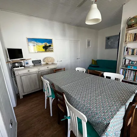 Chalet Cosy 9 Pers A 250m Plage, Terrasse, Parking, Proche Commodites - Fr-1-784-16 Gruissan